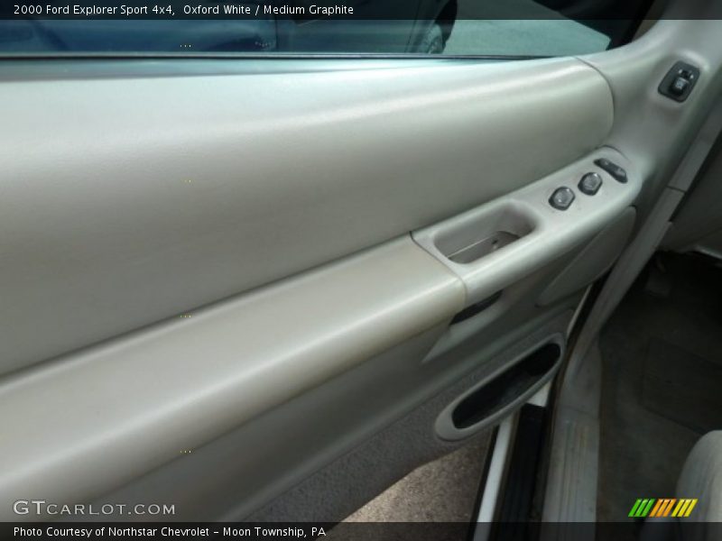 Oxford White / Medium Graphite 2000 Ford Explorer Sport 4x4