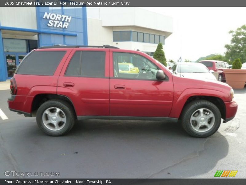 Medium Red Metallic / Light Gray 2005 Chevrolet TrailBlazer LT 4x4