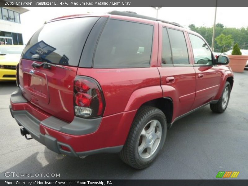 Medium Red Metallic / Light Gray 2005 Chevrolet TrailBlazer LT 4x4