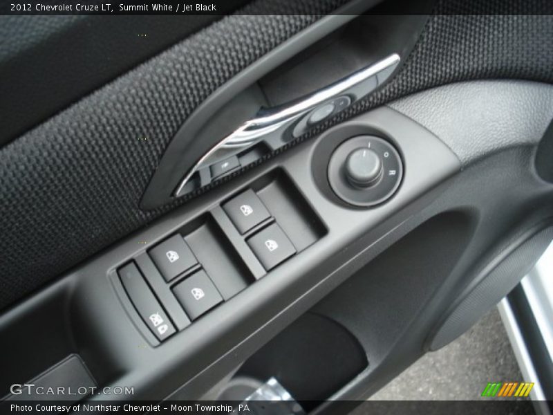 Summit White / Jet Black 2012 Chevrolet Cruze LT