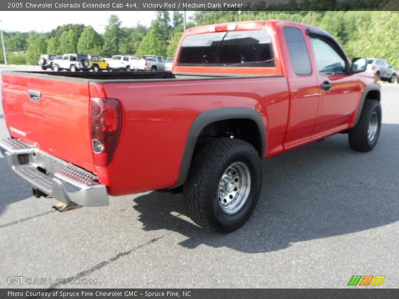 Victory Red / Medium Dark Pewter 2005 Chevrolet Colorado Extended Cab 4x4