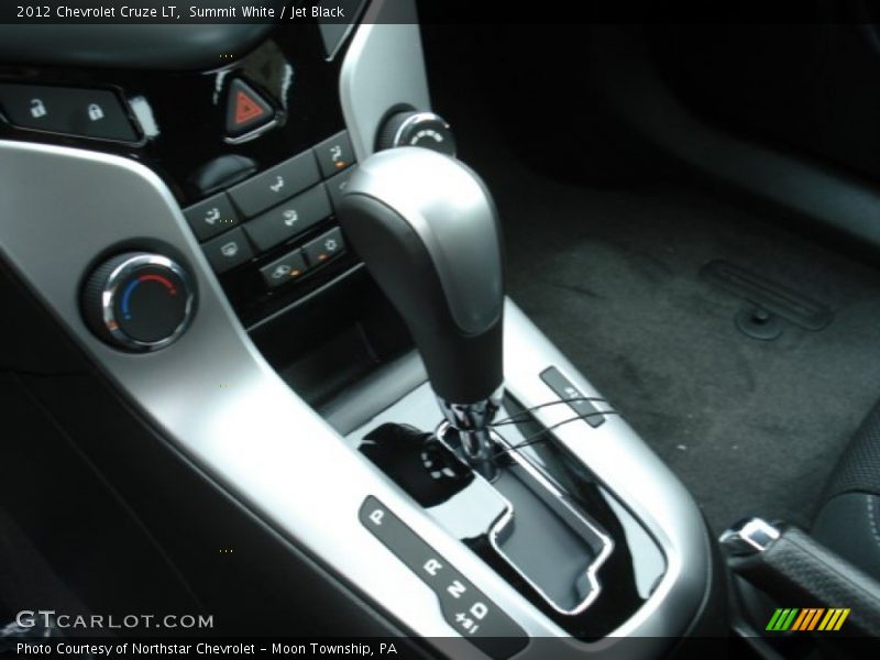 Summit White / Jet Black 2012 Chevrolet Cruze LT