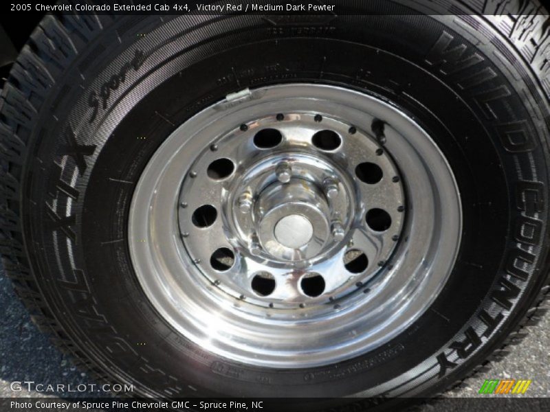 Victory Red / Medium Dark Pewter 2005 Chevrolet Colorado Extended Cab 4x4