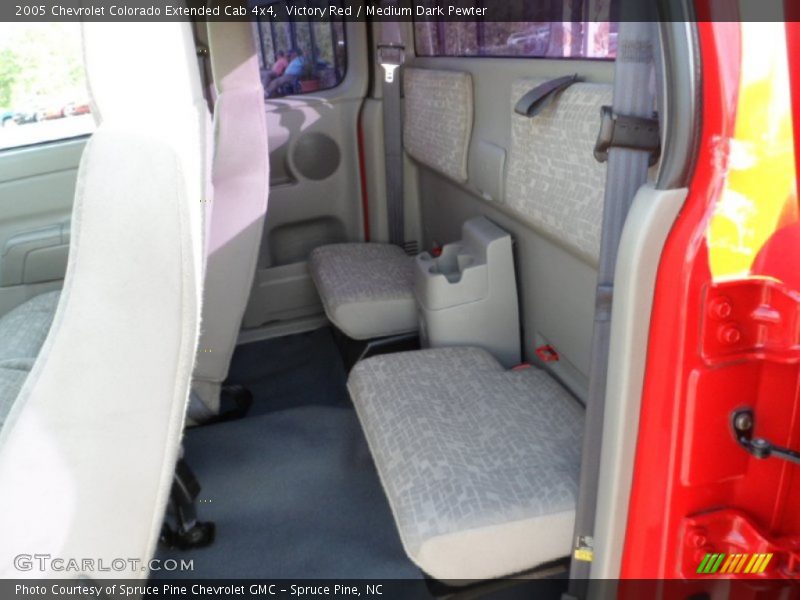 Victory Red / Medium Dark Pewter 2005 Chevrolet Colorado Extended Cab 4x4