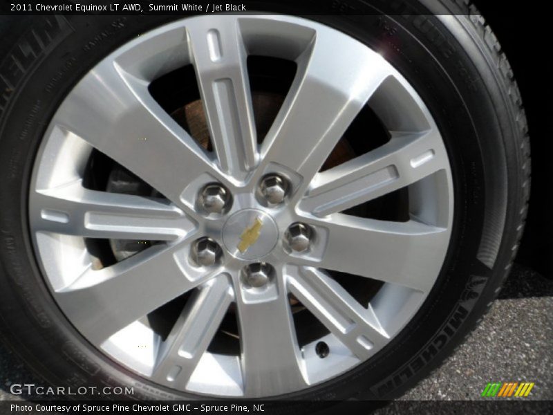 Summit White / Jet Black 2011 Chevrolet Equinox LT AWD
