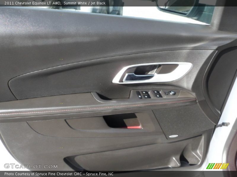 Summit White / Jet Black 2011 Chevrolet Equinox LT AWD