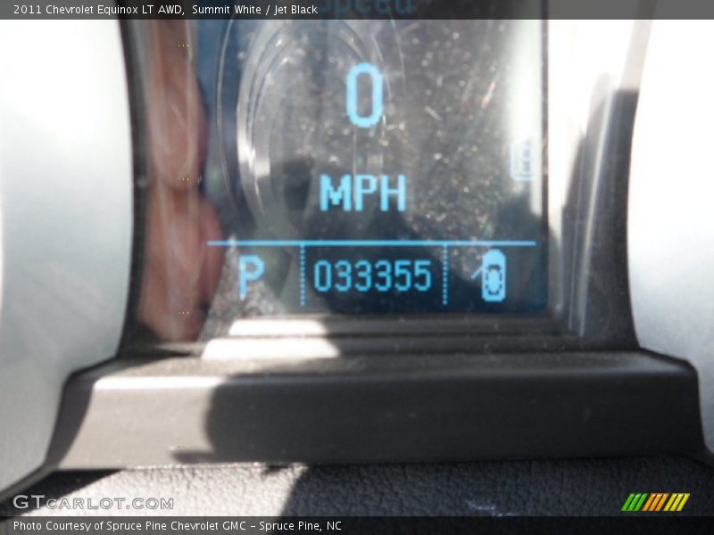 Summit White / Jet Black 2011 Chevrolet Equinox LT AWD
