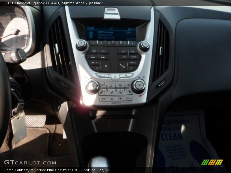 Summit White / Jet Black 2011 Chevrolet Equinox LT AWD