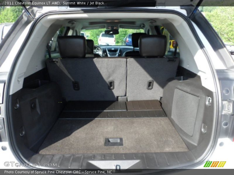 Summit White / Jet Black 2011 Chevrolet Equinox LT AWD