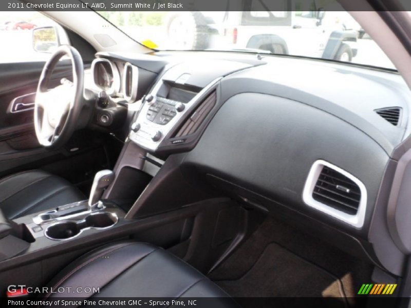 Summit White / Jet Black 2011 Chevrolet Equinox LT AWD