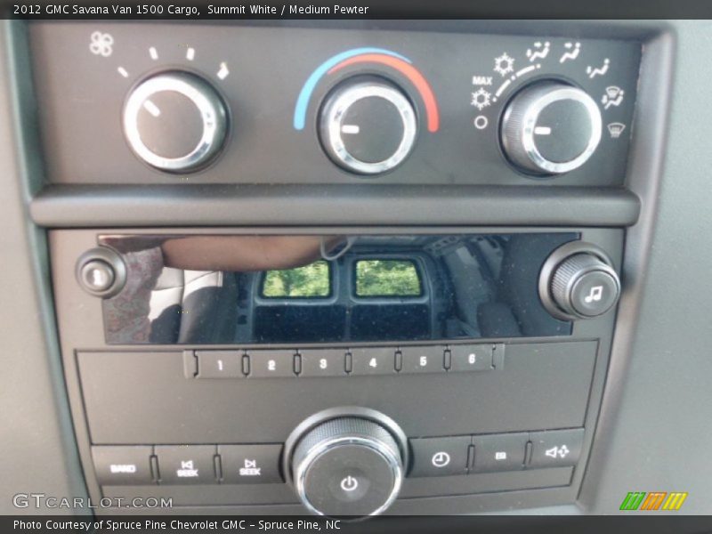 Controls of 2012 Savana Van 1500 Cargo