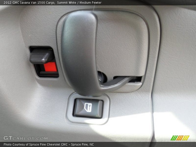 Summit White / Medium Pewter 2012 GMC Savana Van 1500 Cargo
