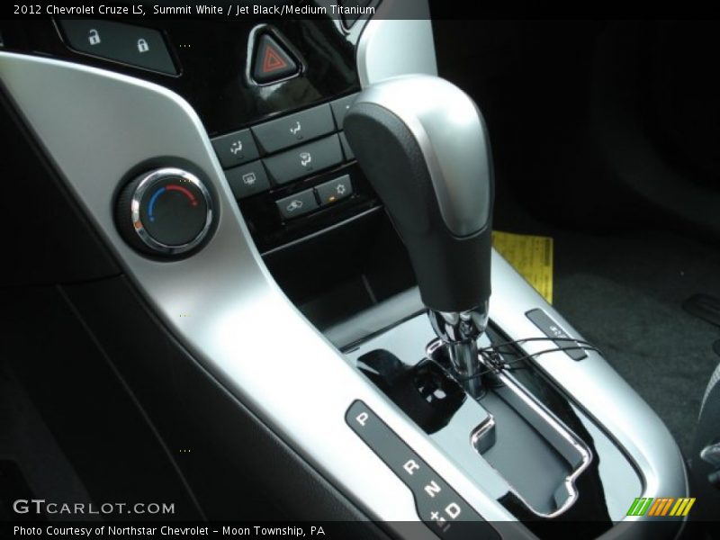 Summit White / Jet Black/Medium Titanium 2012 Chevrolet Cruze LS