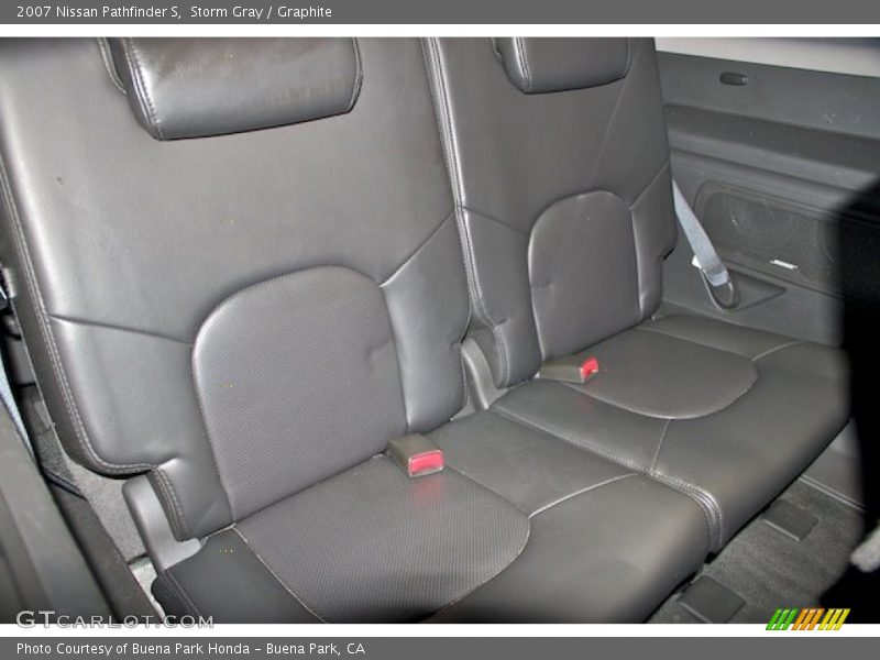 Storm Gray / Graphite 2007 Nissan Pathfinder S