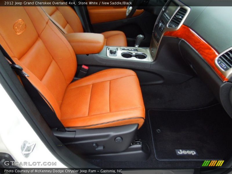 Stone White / New Saddle/Black 2012 Jeep Grand Cherokee Overland 4x4