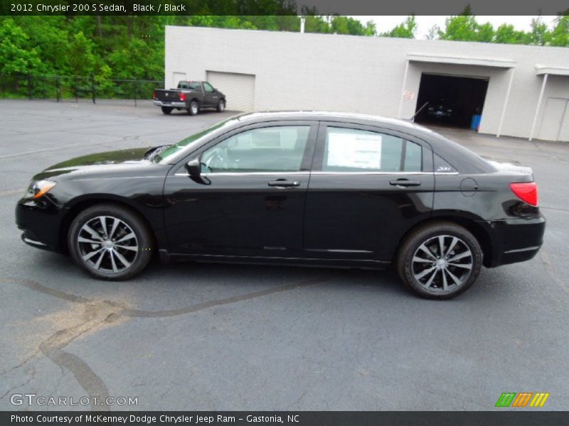 Black / Black 2012 Chrysler 200 S Sedan