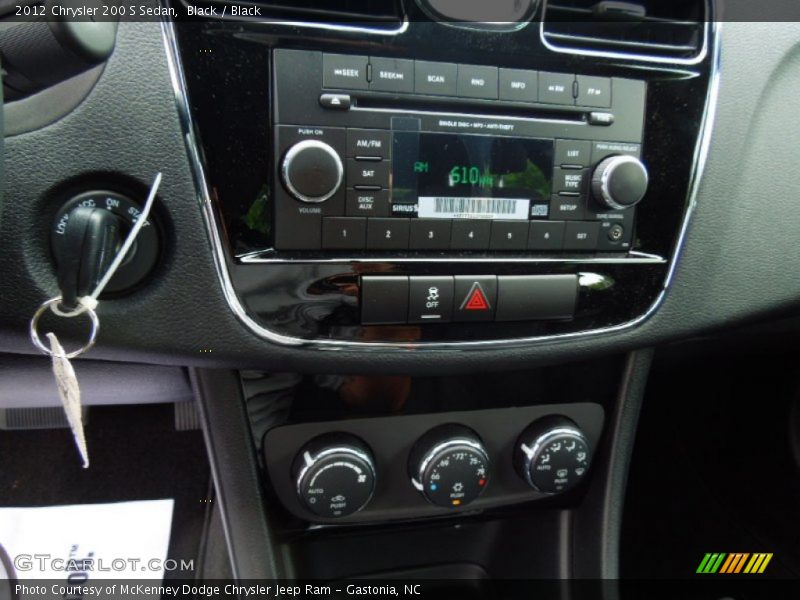 Black / Black 2012 Chrysler 200 S Sedan