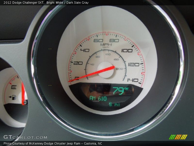 Bright White / Dark Slate Gray 2012 Dodge Challenger SXT
