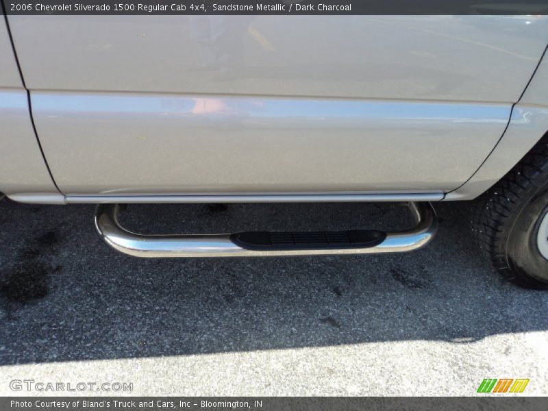 Sandstone Metallic / Dark Charcoal 2006 Chevrolet Silverado 1500 Regular Cab 4x4