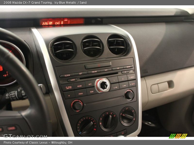 Controls of 2008 CX-7 Grand Touring