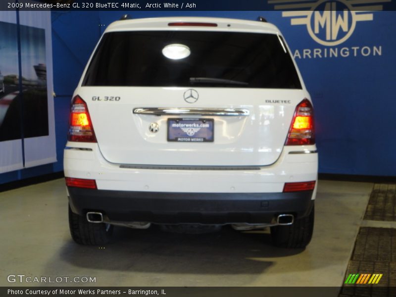 Arctic White / Ash 2009 Mercedes-Benz GL 320 BlueTEC 4Matic