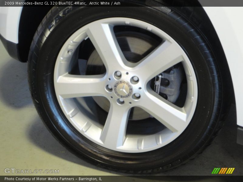 Arctic White / Ash 2009 Mercedes-Benz GL 320 BlueTEC 4Matic