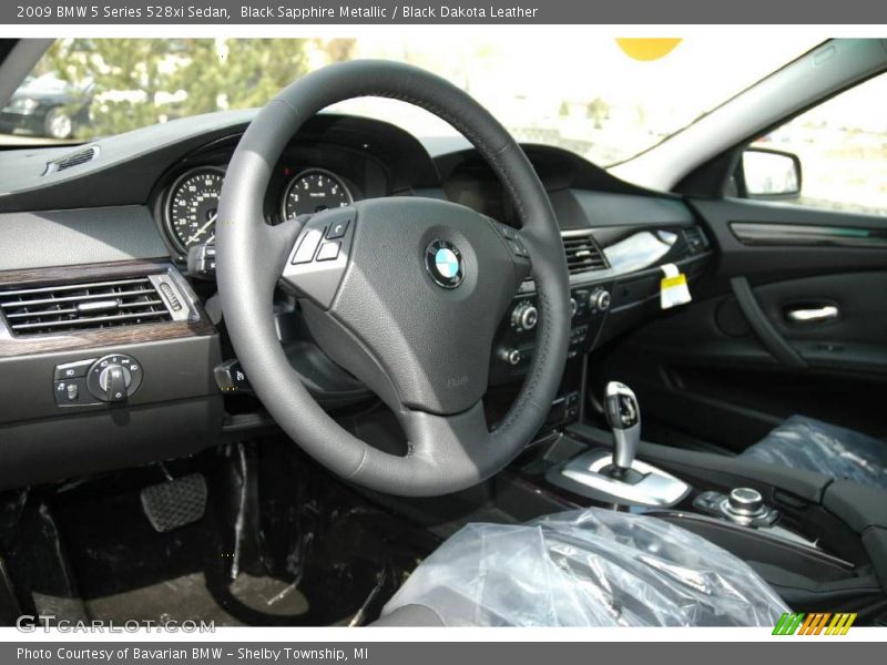 Black Sapphire Metallic / Black Dakota Leather 2009 BMW 5 Series 528xi Sedan