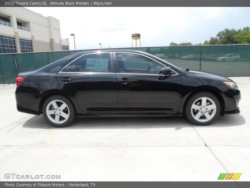  2012 Camry SE Attitude Black Metallic