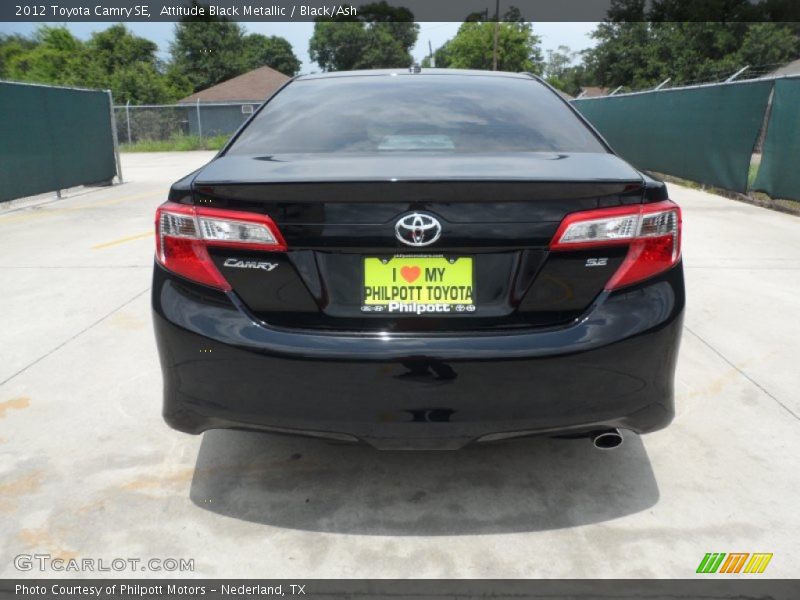 Attitude Black Metallic / Black/Ash 2012 Toyota Camry SE
