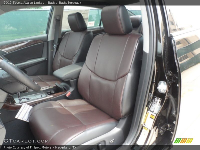 Black / Black/Bordeaux 2012 Toyota Avalon Limited