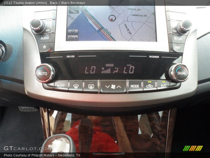 Black / Black/Bordeaux 2012 Toyota Avalon Limited