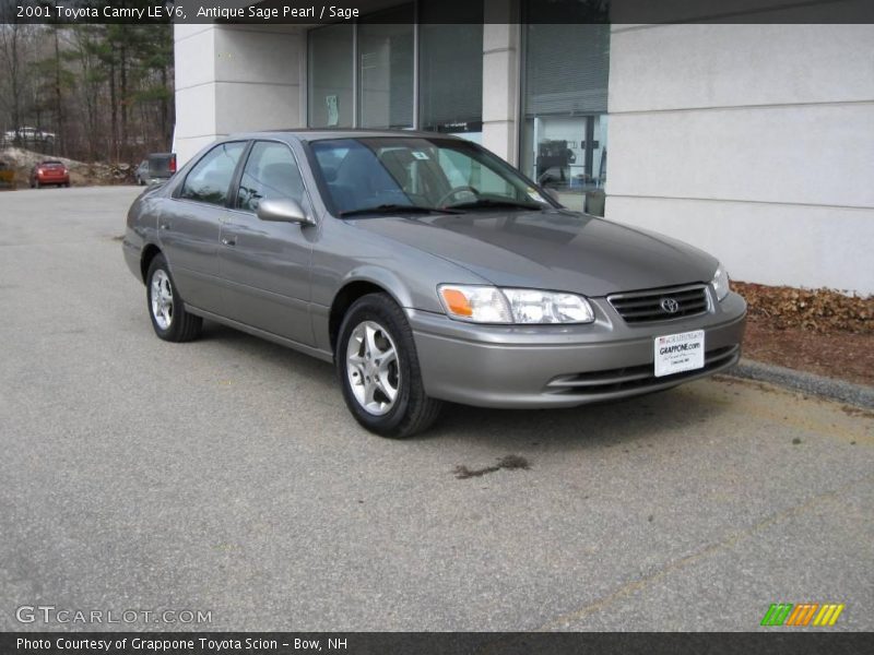 Antique Sage Pearl / Sage 2001 Toyota Camry LE V6