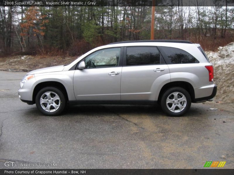 Majestic Silver Metallic / Grey 2008 Suzuki XL7 AWD