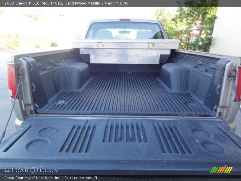 Sandalwood Metallic / Medium Gray 2003 Chevrolet S10 Regular Cab