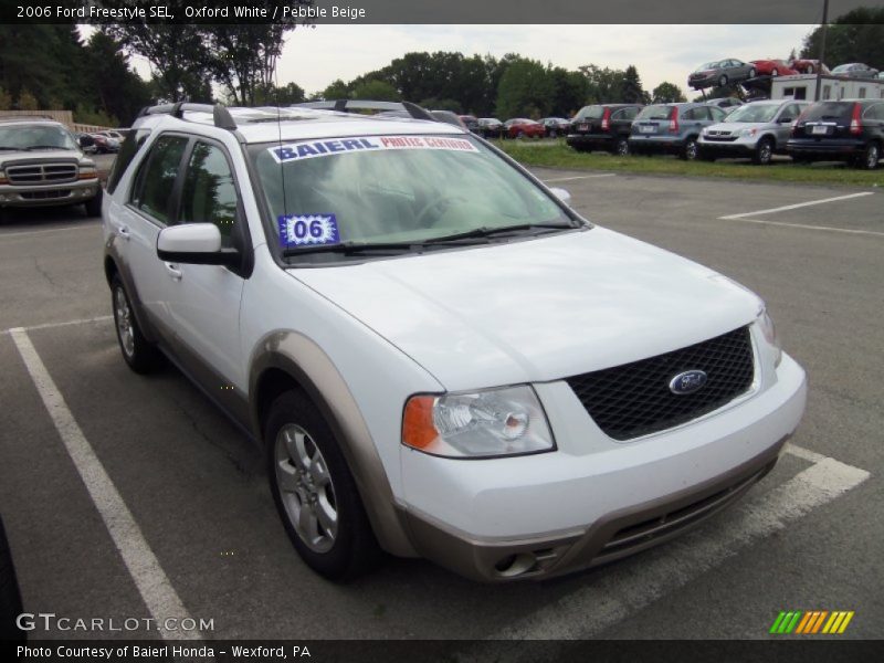 Oxford White / Pebble Beige 2006 Ford Freestyle SEL