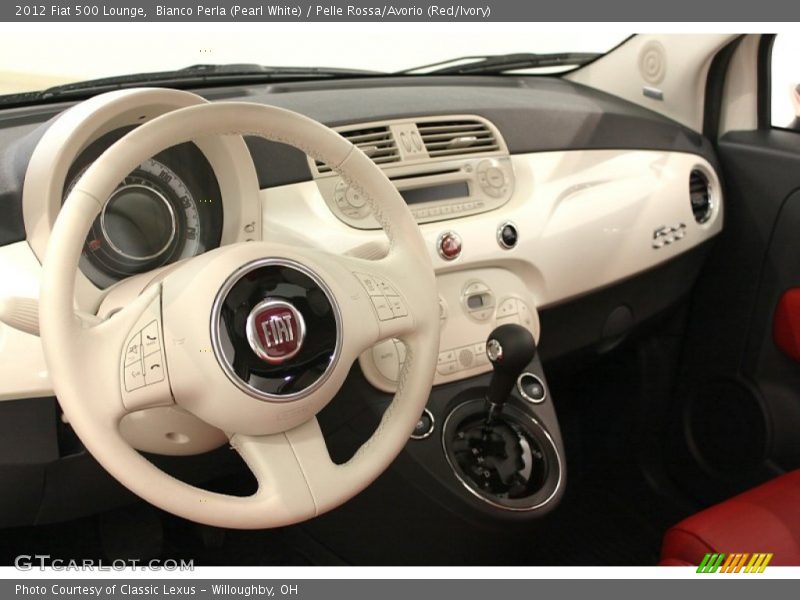 Bianco Perla (Pearl White) / Pelle Rossa/Avorio (Red/Ivory) 2012 Fiat 500 Lounge