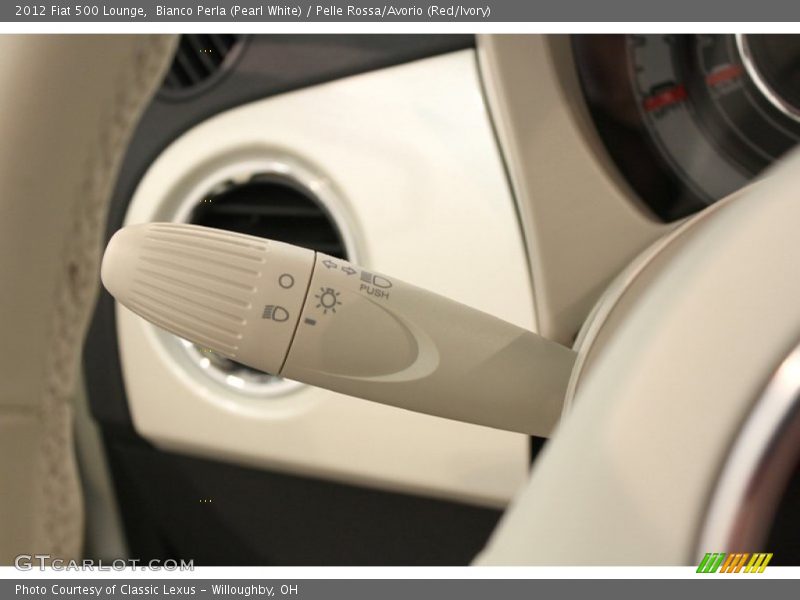 Bianco Perla (Pearl White) / Pelle Rossa/Avorio (Red/Ivory) 2012 Fiat 500 Lounge