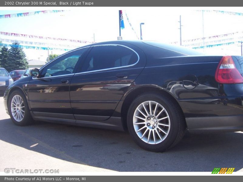 Black / Light Taupe 2002 Chrysler 300 M Special
