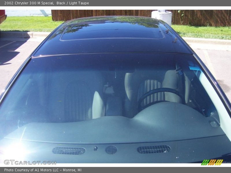 Black / Light Taupe 2002 Chrysler 300 M Special