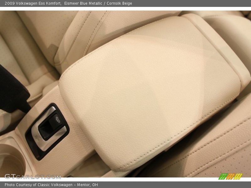 Eismeer Blue Metallic / Cornsilk Beige 2009 Volkswagen Eos Komfort