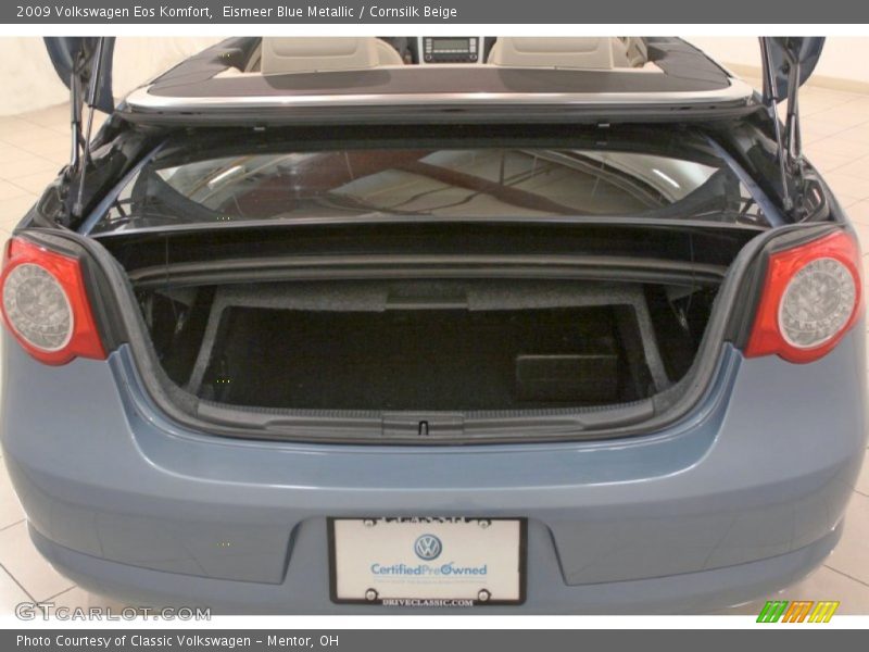 Eismeer Blue Metallic / Cornsilk Beige 2009 Volkswagen Eos Komfort
