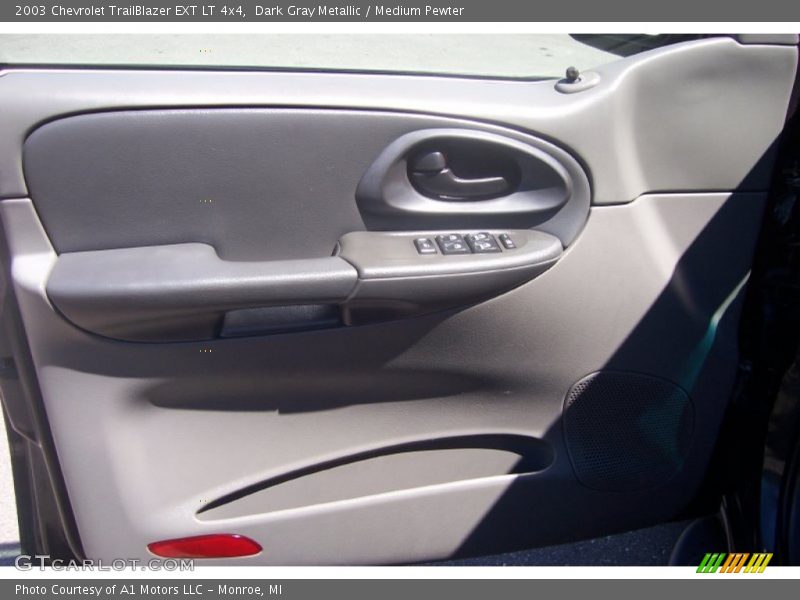 Dark Gray Metallic / Medium Pewter 2003 Chevrolet TrailBlazer EXT LT 4x4