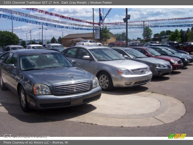 Dark Gray Metallic / Medium Pewter 2003 Chevrolet TrailBlazer EXT LT 4x4