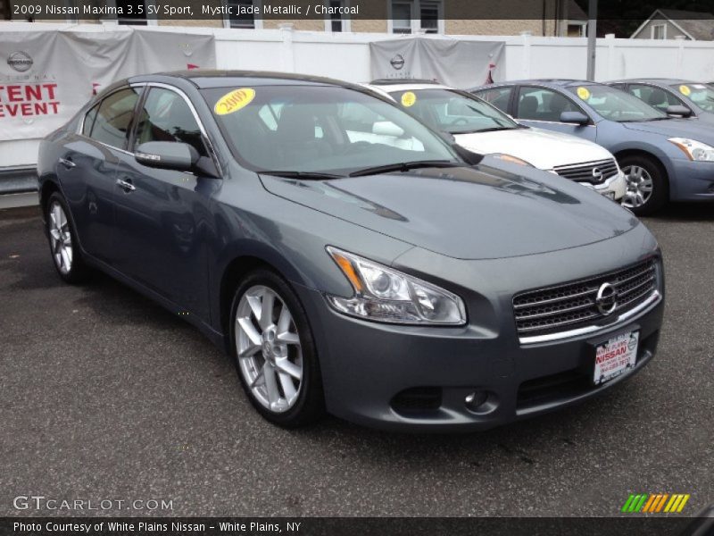 Front 3/4 View of 2009 Maxima 3.5 SV Sport