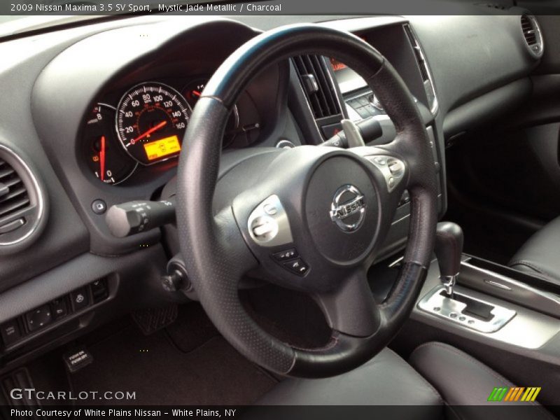  2009 Maxima 3.5 SV Sport Steering Wheel