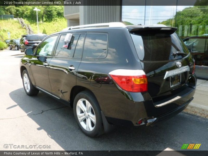 Black / Ash 2010 Toyota Highlander Limited 4WD