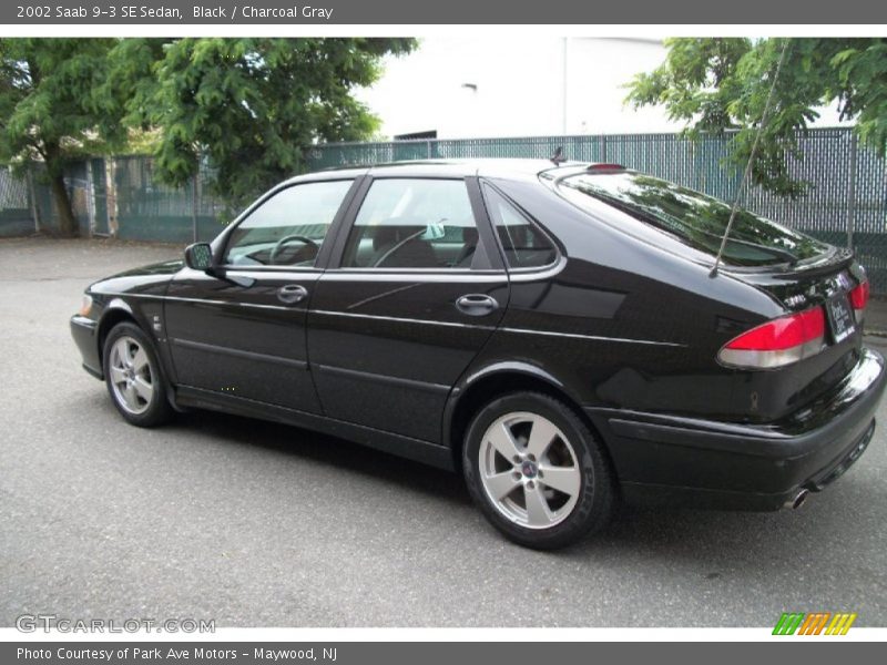  2002 9-3 SE Sedan Black