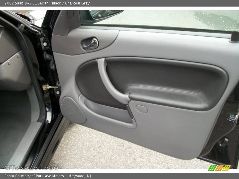 Door Panel of 2002 9-3 SE Sedan