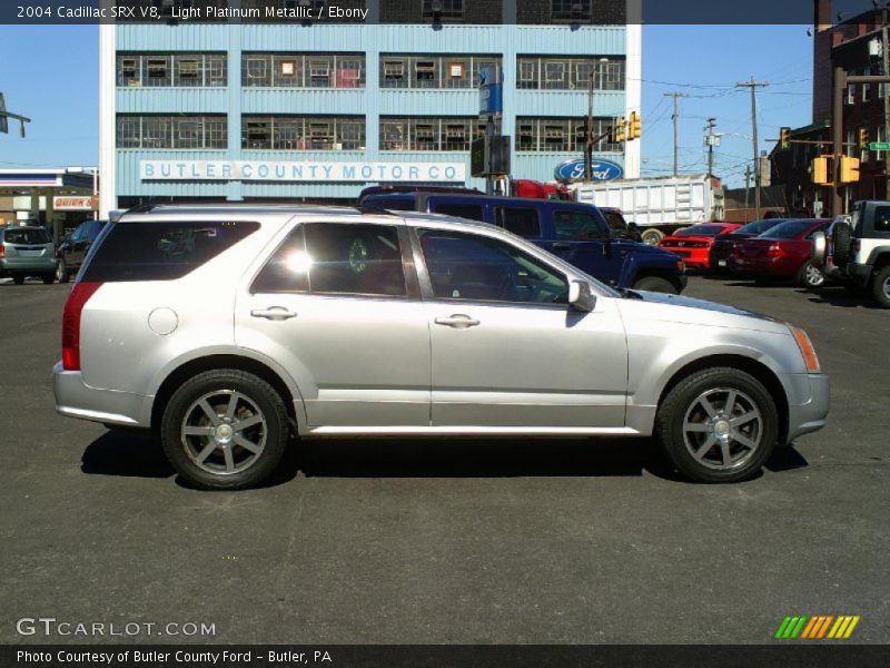 Light Platinum Metallic / Ebony 2004 Cadillac SRX V8