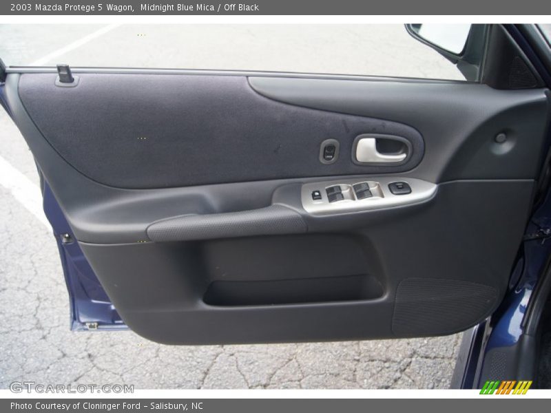 Midnight Blue Mica / Off Black 2003 Mazda Protege 5 Wagon
